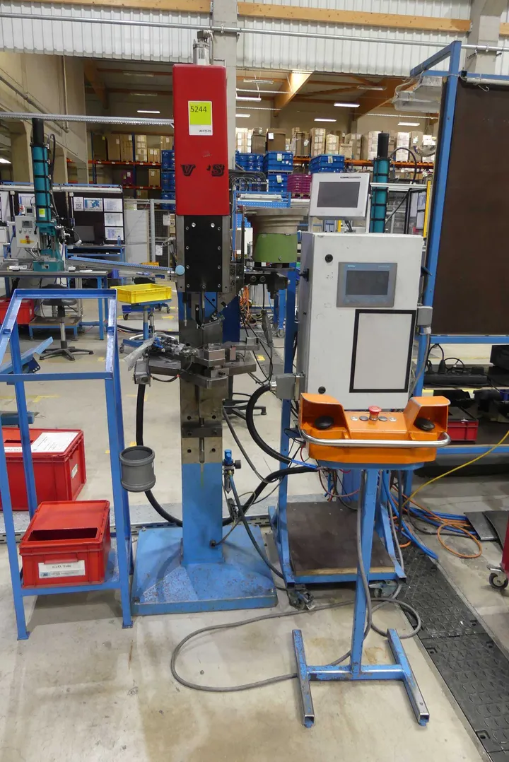 N00004 VTS Nietmaschine 3